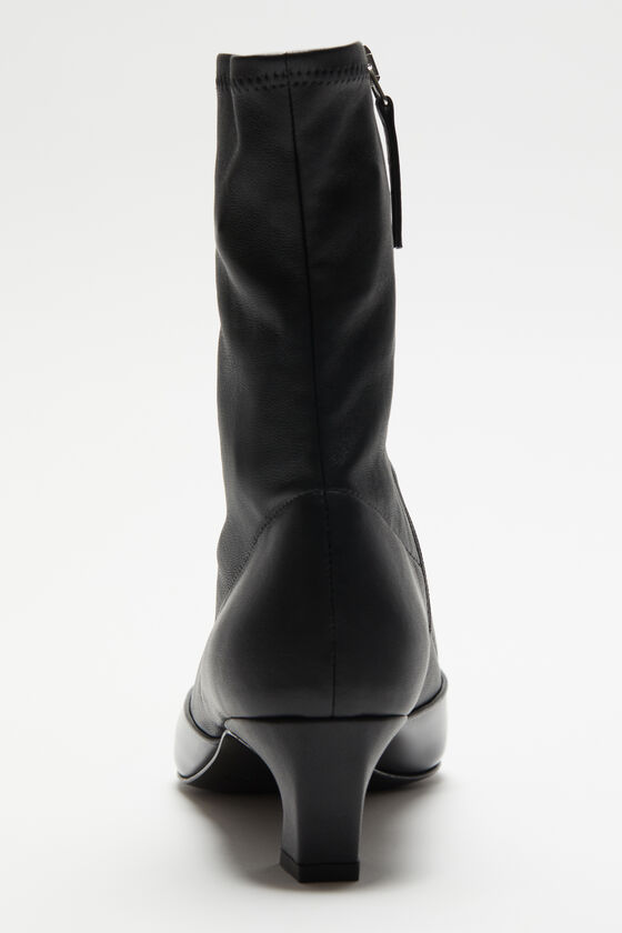 (image for) Top-Tier Heeled ankle boots